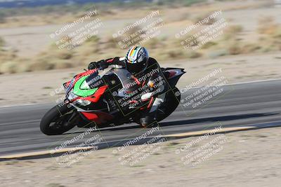 media/Sep-20-2025-Race Pace (Sat) [[d4e1b33f4d]]/Non Verified/Turn 4 Inside (8am)/